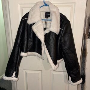 Faux Leather Sherpa Jacket - Black/White